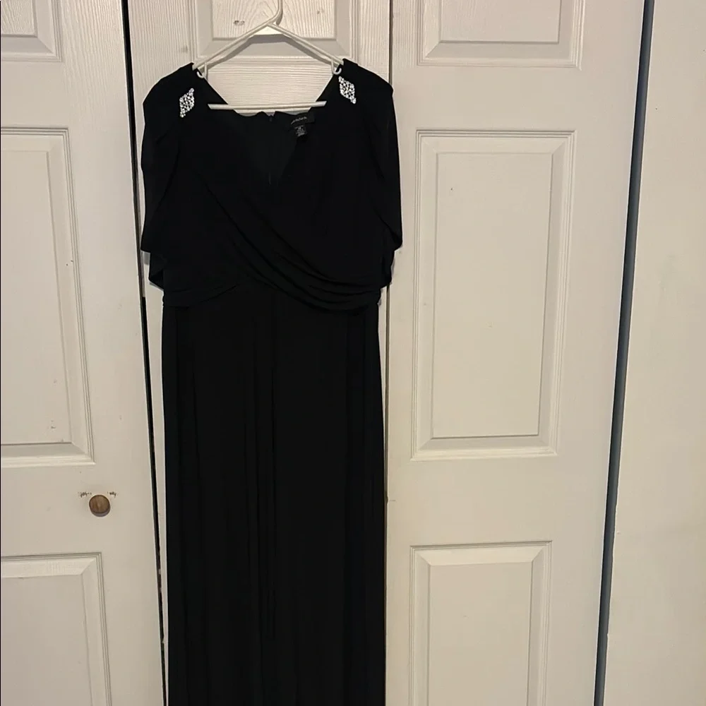 Elegant Black Evening Romper - Picture 1 of 3